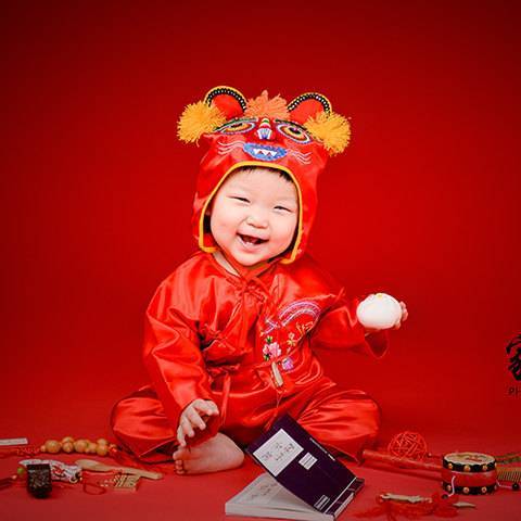 周岁留念抓周照样片